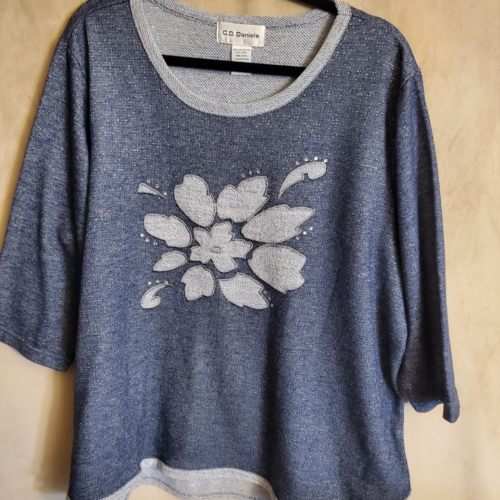 C.D. Daniels Blue Floral Women's Sweater